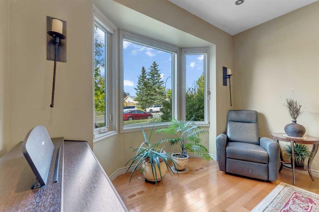 395 Silvergrove - Thumbnail 3