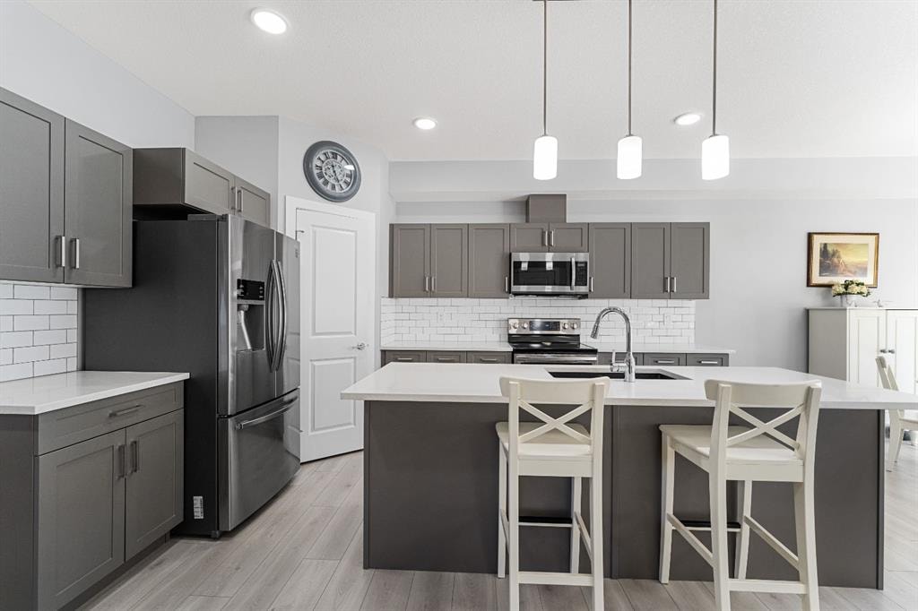 127 Walcrest - Thumbnail 2