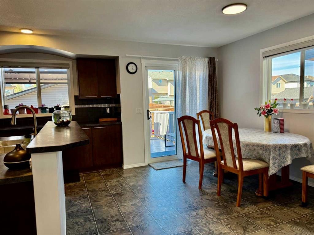 43 Bridlecrest - Thumbnail 3