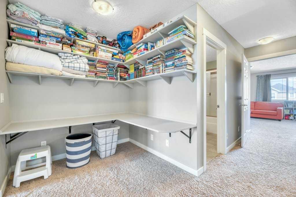 53 Bridlecrest - Thumbnail 2