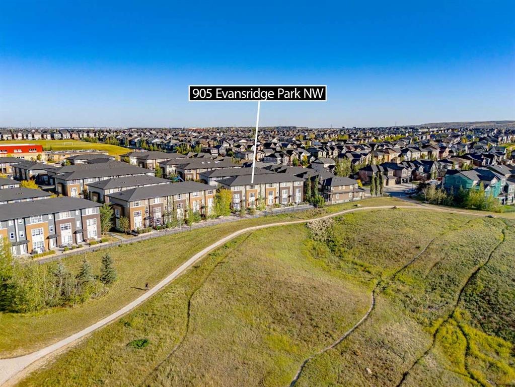 905 Evansridge - Thumbnail 2