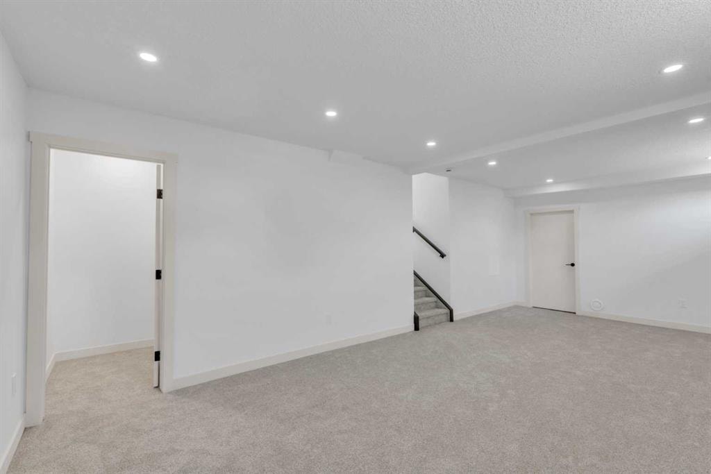 56 Macewan Meadow - Thumbnail 2