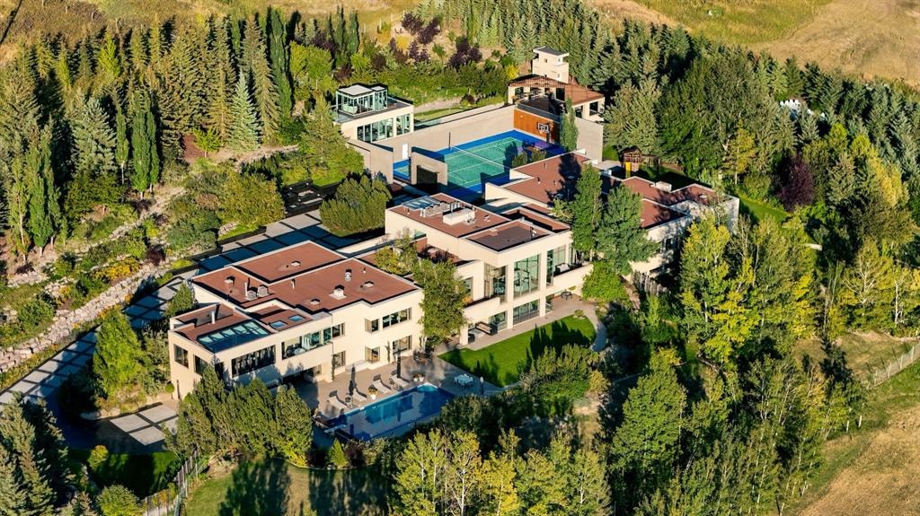 25102 Lower Springbank - Thumbnail 2