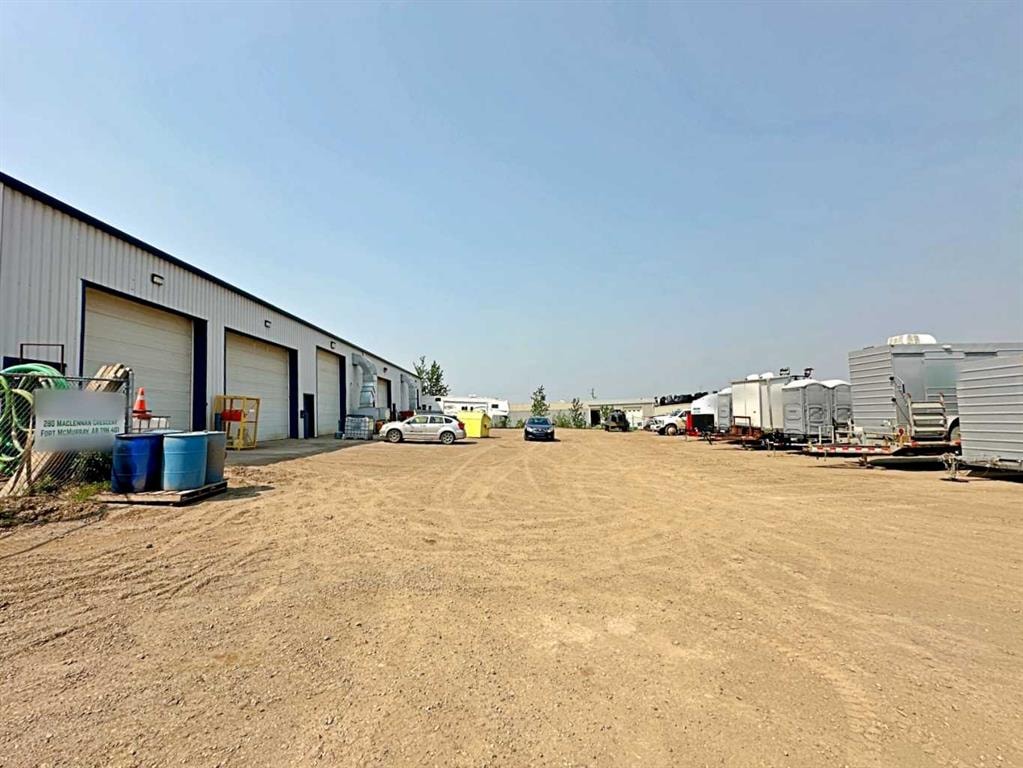 286 MacLennan - Thumbnail 4