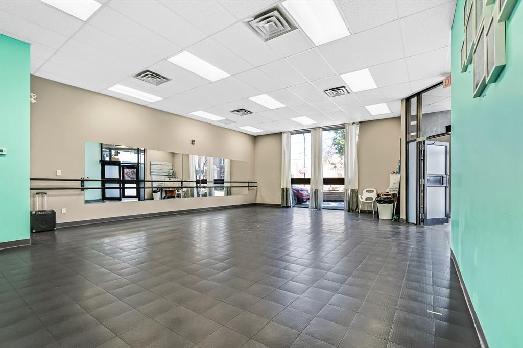 4916 50 Avenue - Thumbnail 3