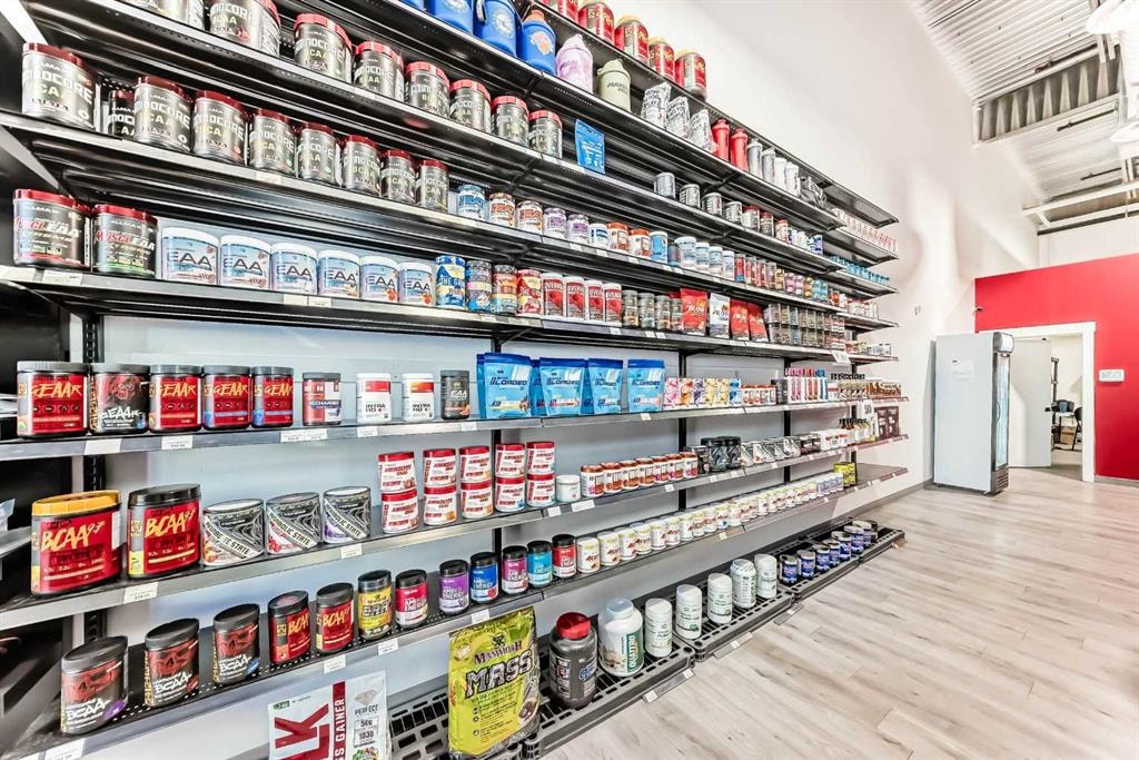 2 Supplement Stores - Thumbnail 4