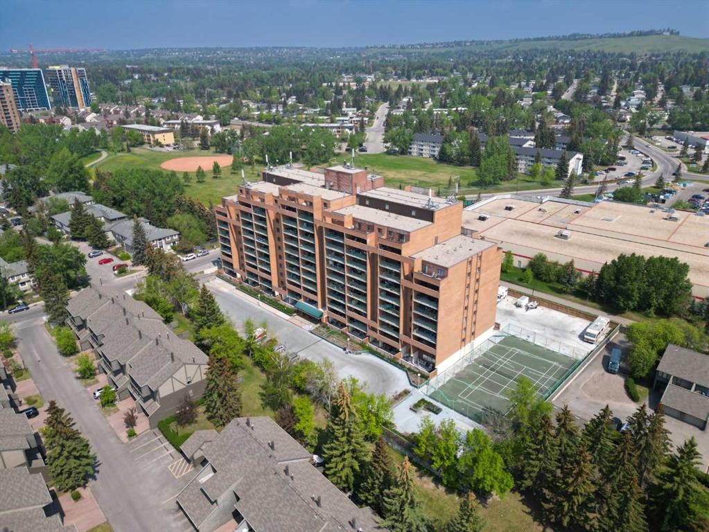 5204 Dalton - Main Image