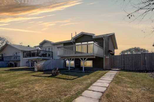 357 Ross Haven - Main Image