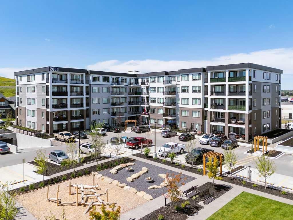111 Wolf Creek - Main Image