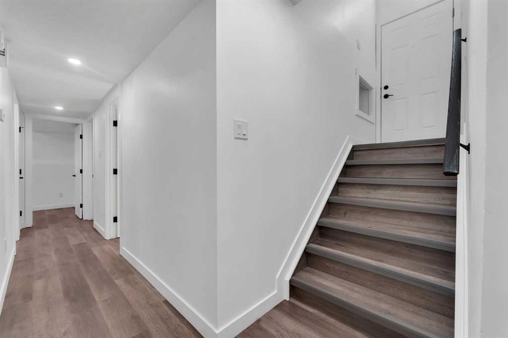 7420 Hunterview - Main Image