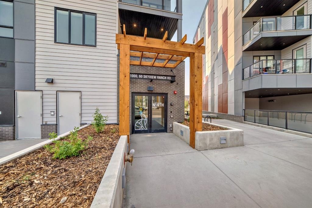 60 Skyview Ranch - Main Image