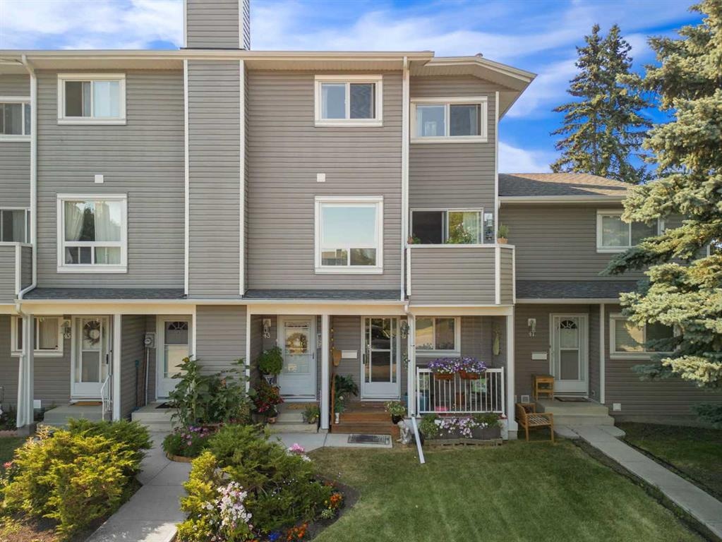 200 Shawnessy - Main Image