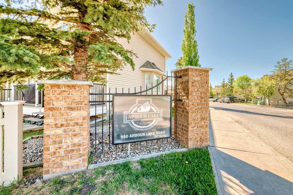 950 Arbour Lake - Main Image