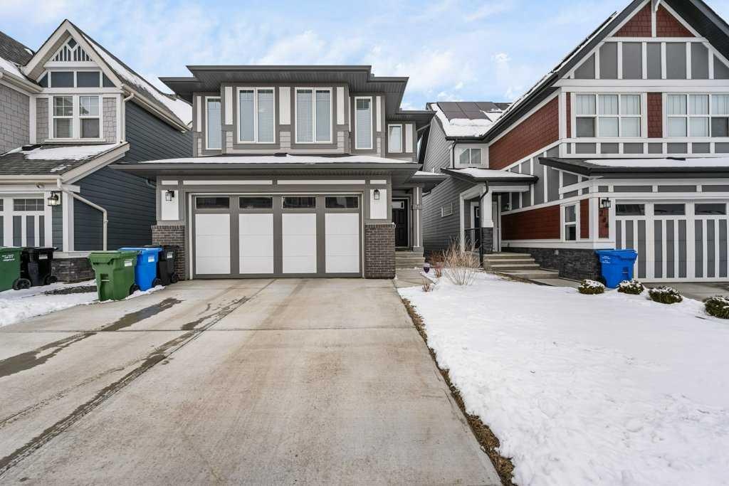 240 Magnolia - Main Image
