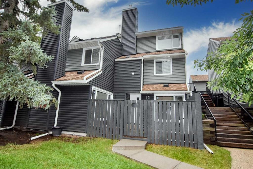 25 Glamis - Main Image