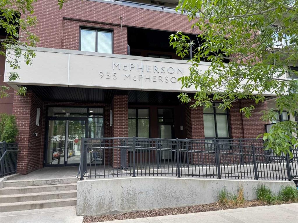955 Mcpherson - Main Image