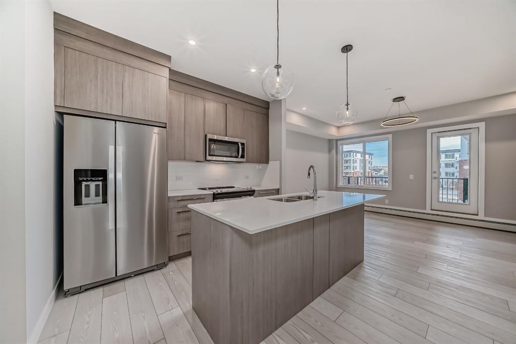 111 Wolf Creek - Main Image