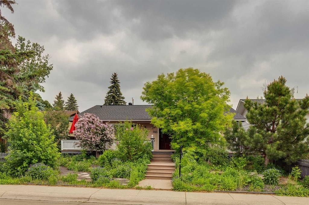 783 Lake Twintree - Main Image