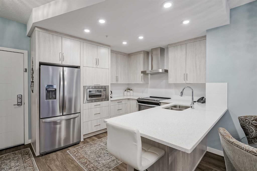 12 Mahogany - Main Image
