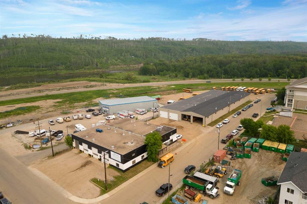 8030 Golosky - Main Image