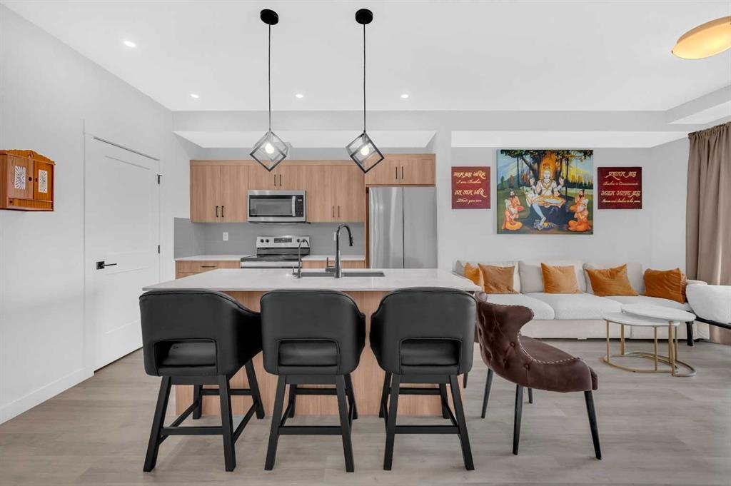 200 Seton - Main Image
