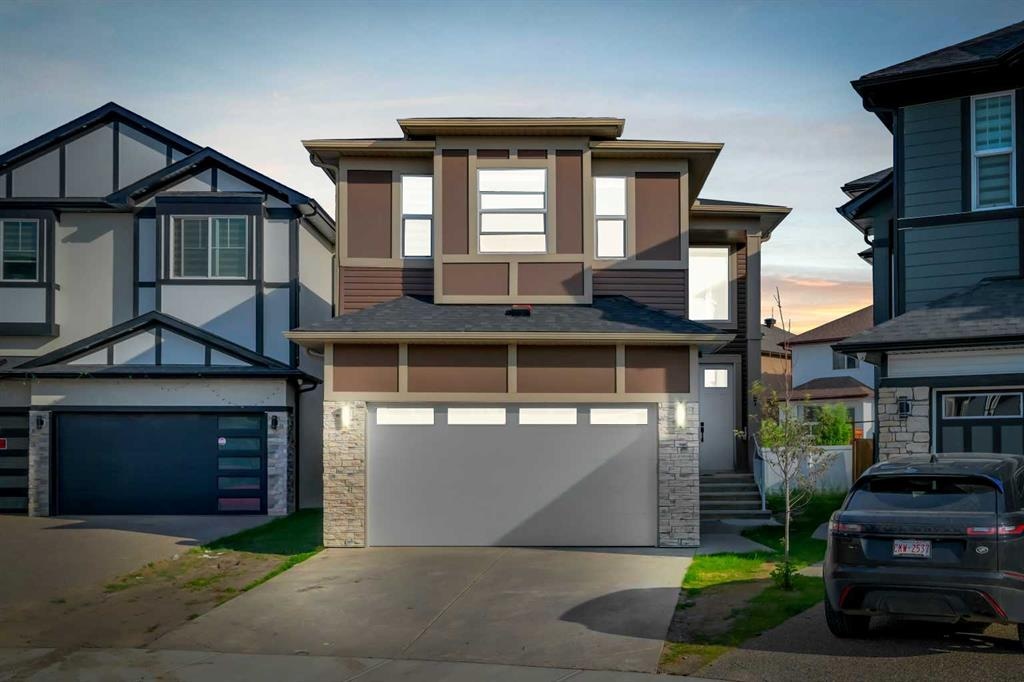 167 Saddlecrest - Main Image