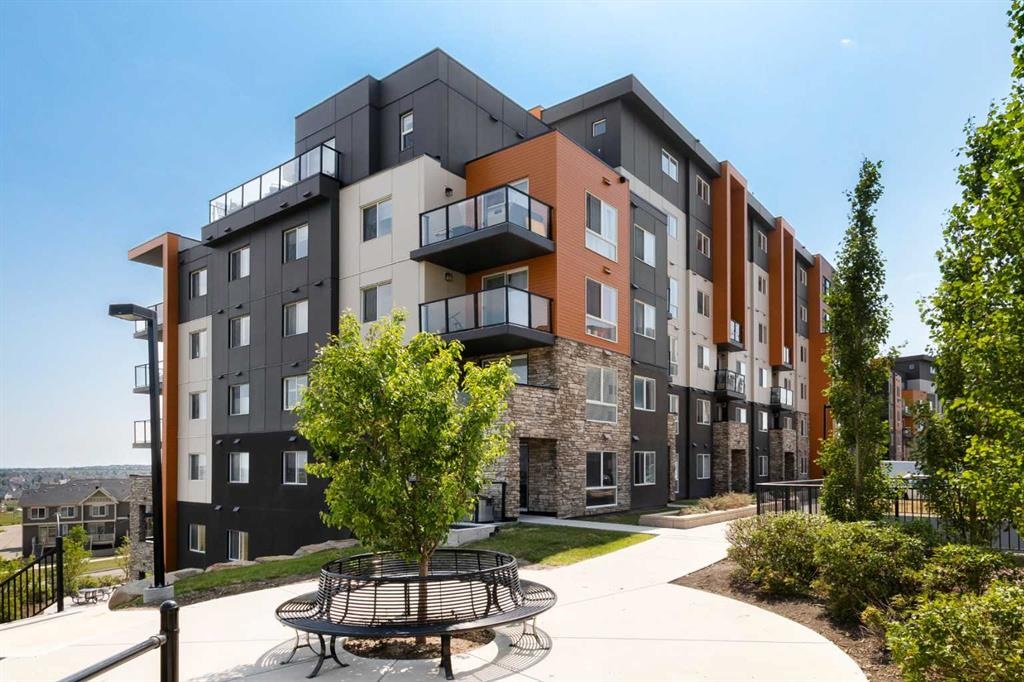 20 Kincora Glen - Main Image