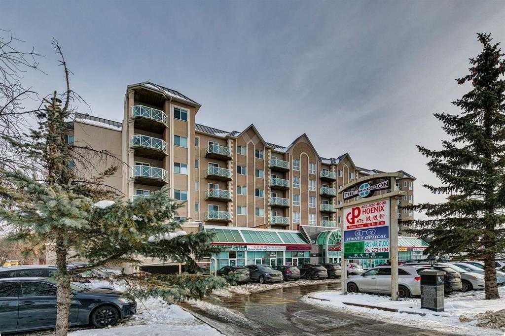 1518 Centre - Main Image