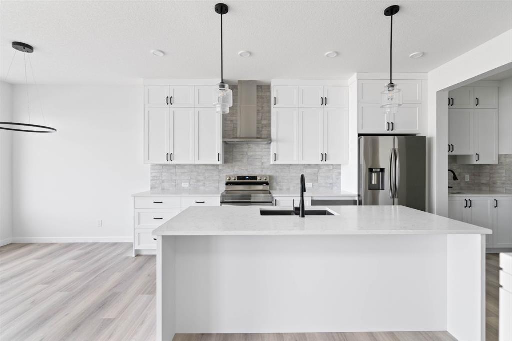 437 Lewiston - Main Image