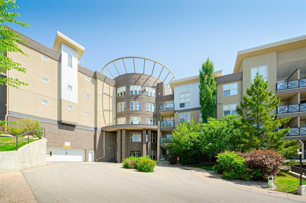 88 Arbour Lake - Main Image