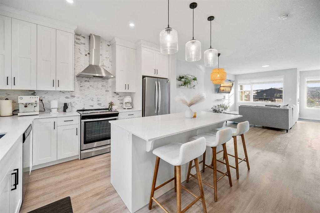 180 Rowmont - Main Image
