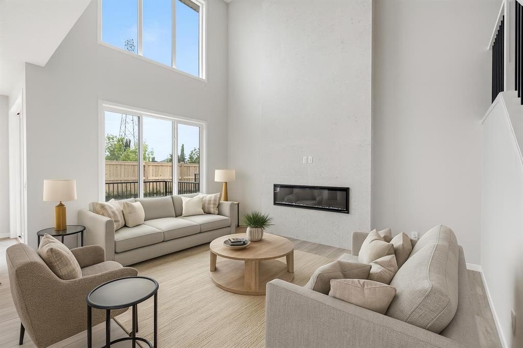 262 West Grove - Main Image