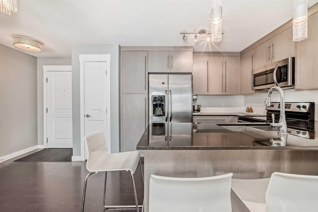 11 Mahogany - Main Image