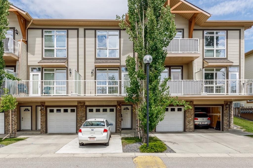 156 Rockyledge - Main Image