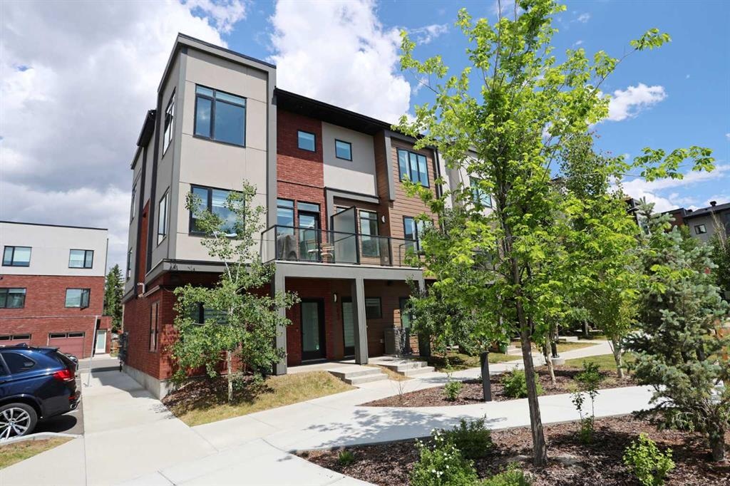 255 Greenbriar - Main Image