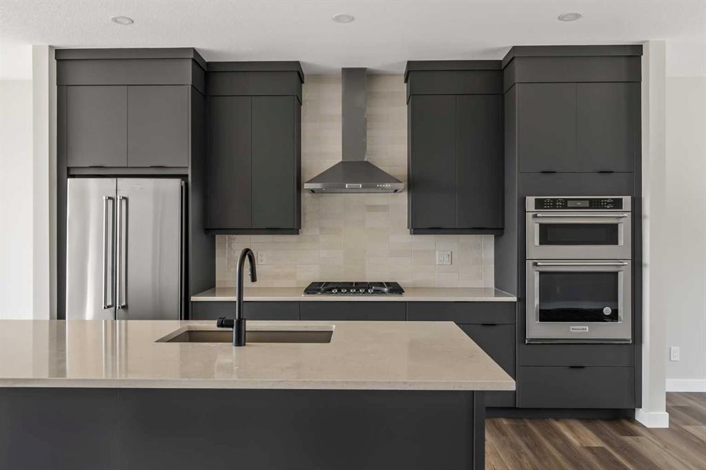 415 Sovereign - Main Image