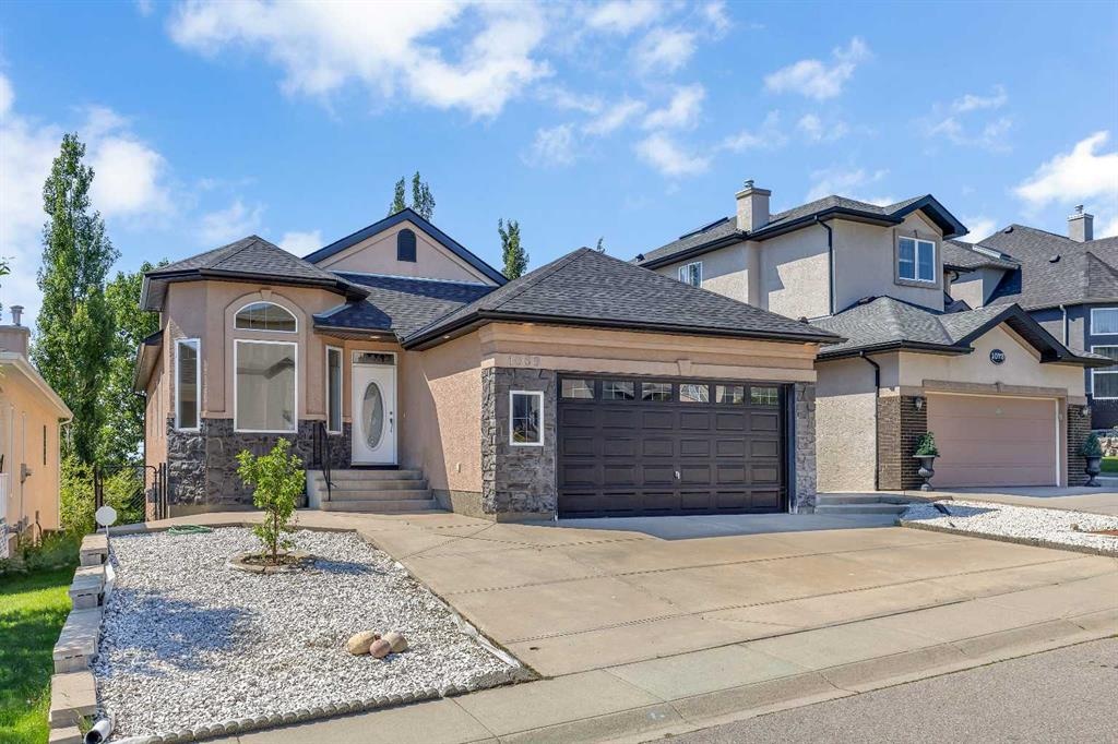 1069 Panorama Hills - Main Image
