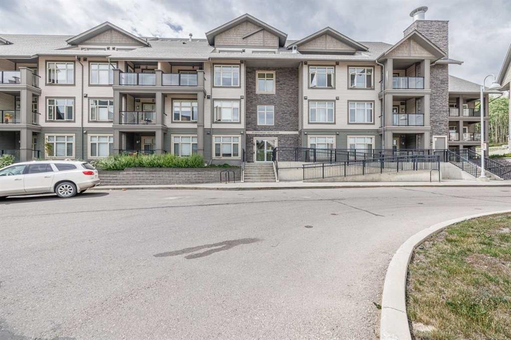 25 Aspenmont - Main Image