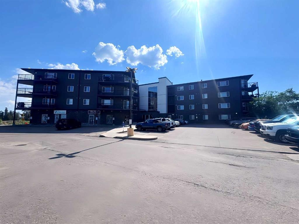 7901 King - Main Image