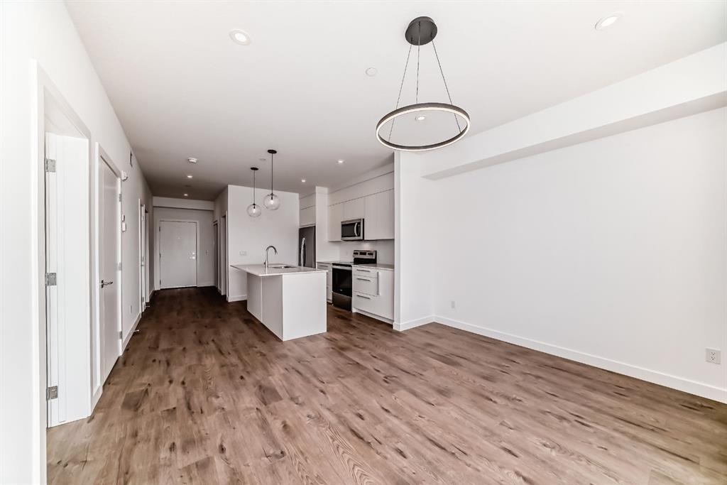 60 Skyview Ranch - Main Image