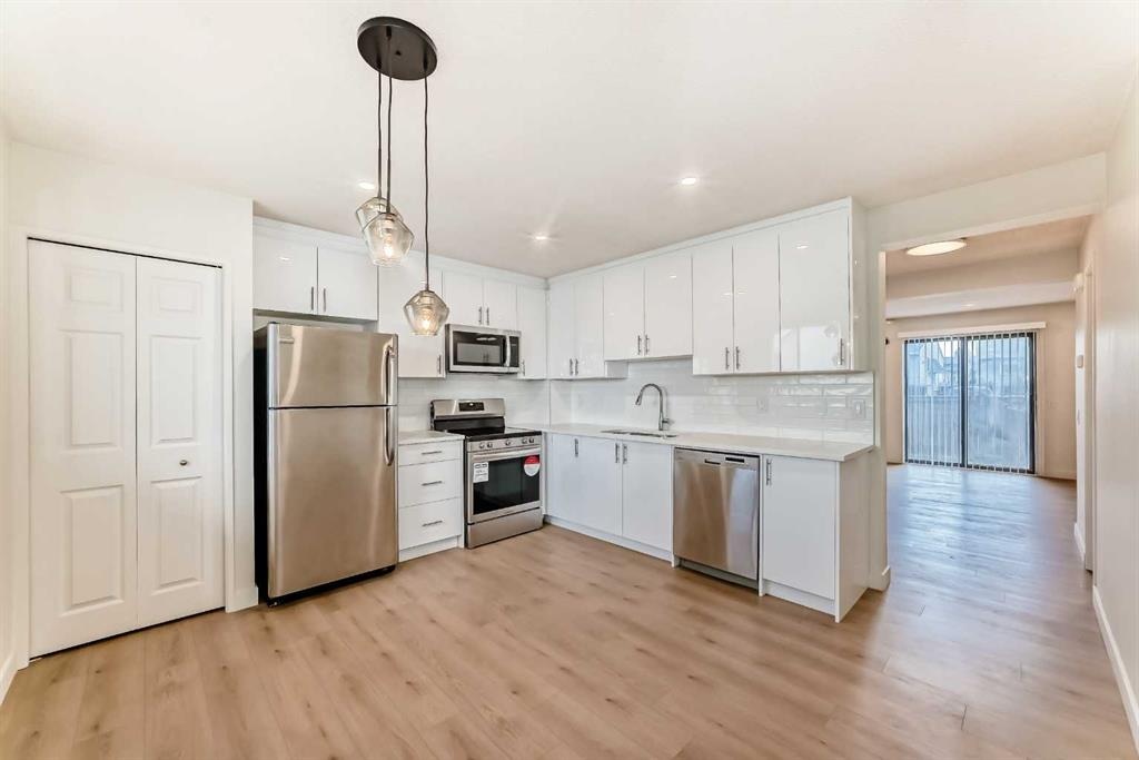1515 Falconridge - Main Image