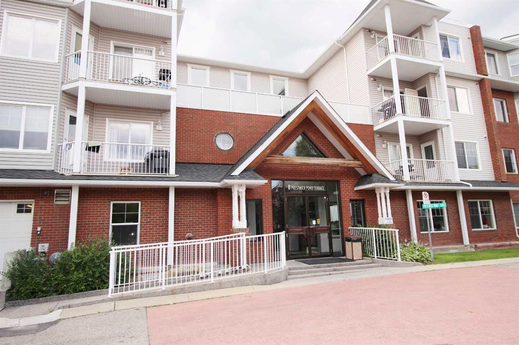8 Prestwick Pond - Main Image