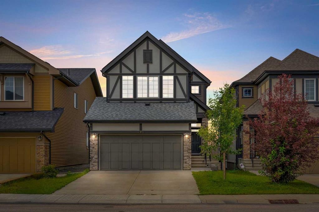 296 Evansborough - Main Image