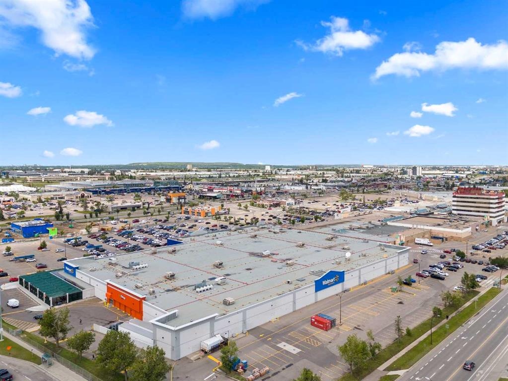 3705 Fonda - Main Image