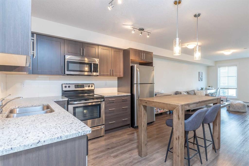 99 Copperstone - Main Image
