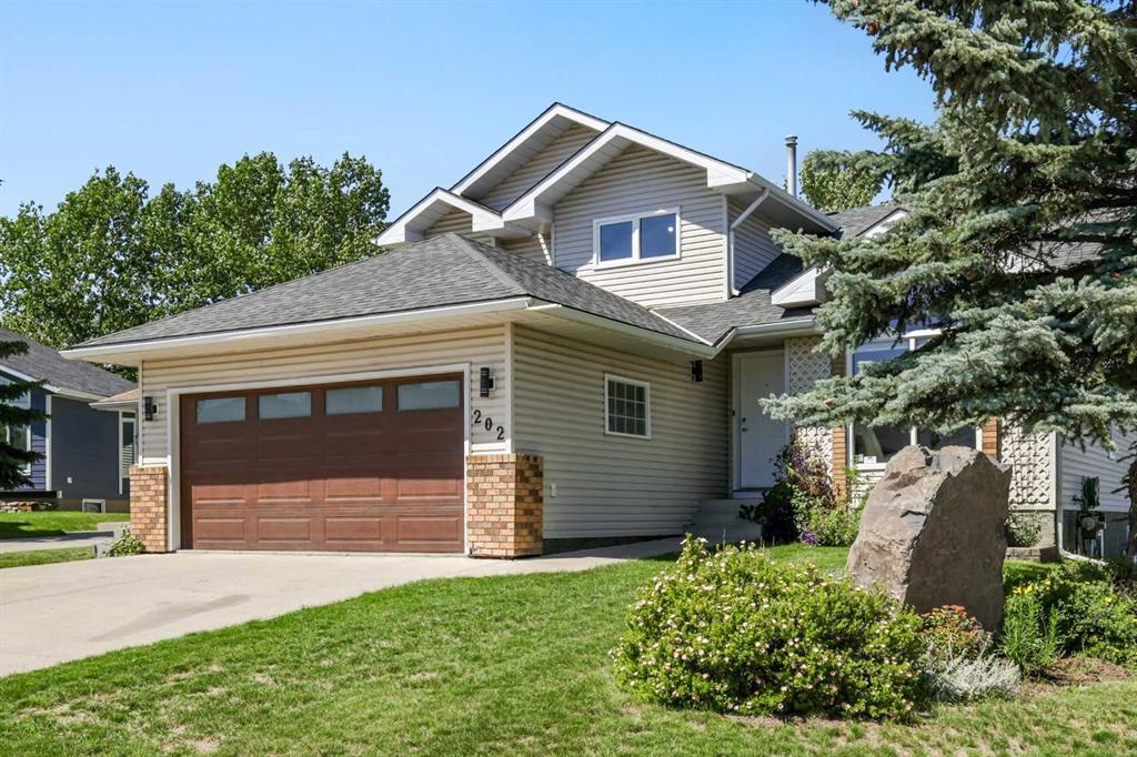 202 Hawktree - Main Image