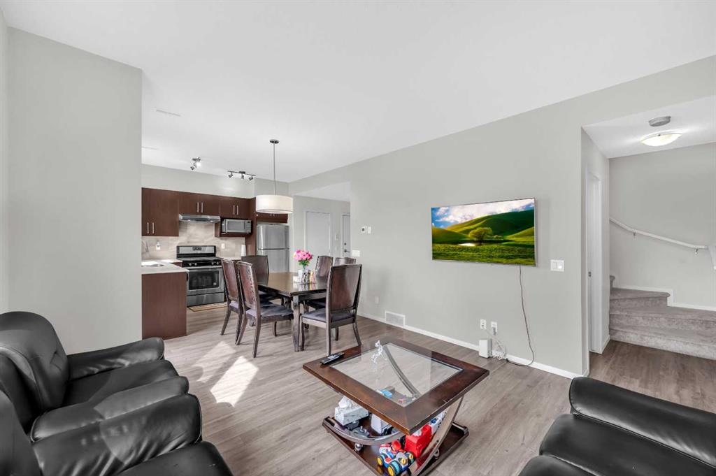 515 Redstone - Main Image
