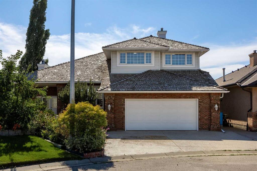 21 Douglas Woods - Main Image