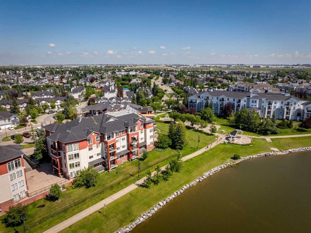162 Country Village - Main Image