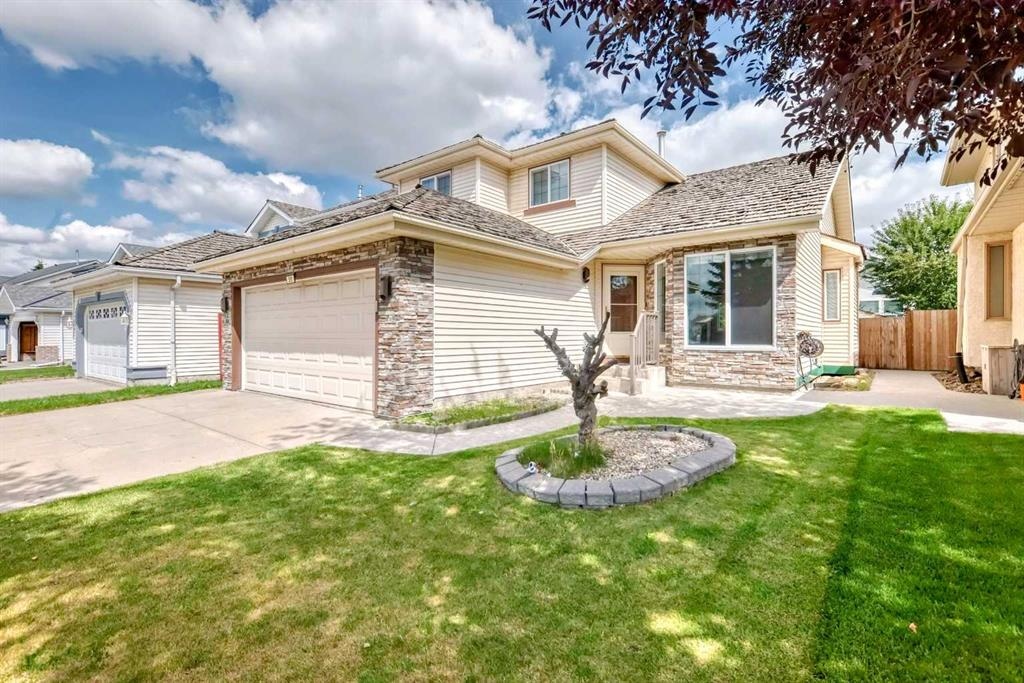 51 Douglas Woods - Main Image